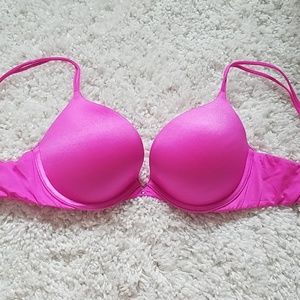 VS Hot Magenta pushup bra